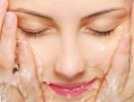 Cắt mí bao lâu thì được rửa mặt – Hướng dẫn rửa mặt đúng cách