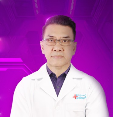 Bác sĩ Thanavate Chotima