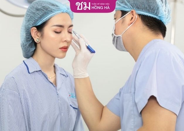 Thẩm mỹ Bệnh viện Hồng Hà địa chỉ tạo hình mắt chất lượng tại Việt Nam