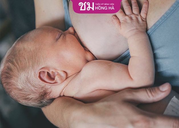 Ngực to sẽ giúp việc cho con bú trở nên dễ dàng hơn