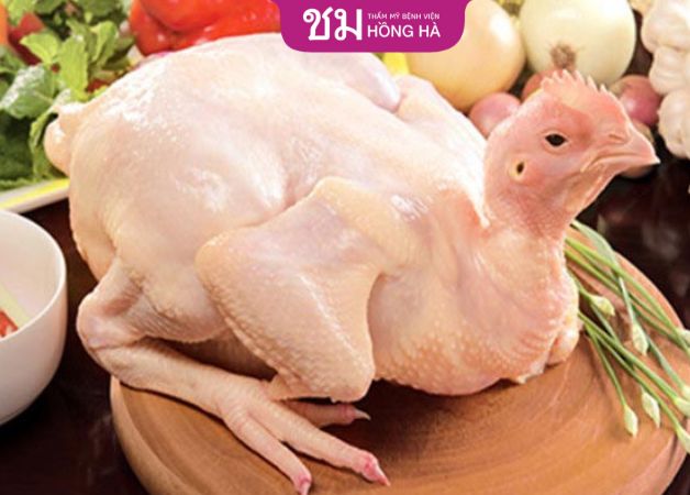 Kiêng ăn thịt gà sau hút mỡ bắp tay