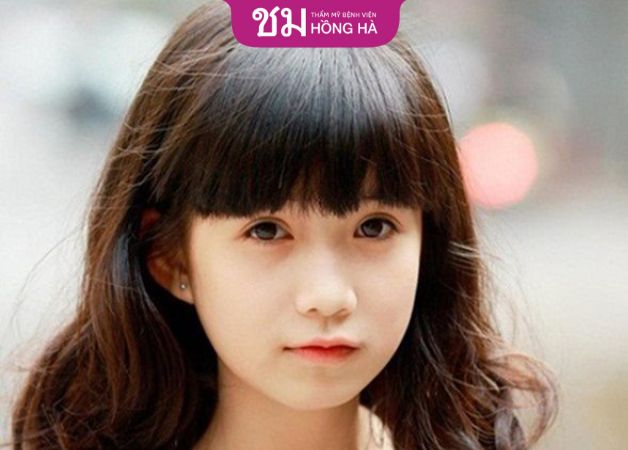 Mũi tẹt là dáng mũi có sống mũi thấp