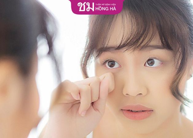 Để giảm đau nhanh sau nhấn mí bạn cần tuân thủ cách chăm sóc