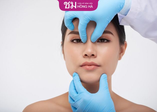 Chăm sóc sau nâng mũi sụn sườn nhanh lành