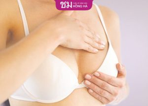 Chuyên gia giải đáp: Nâng ngực có được bóp mạnh không?