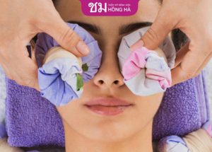 8 Cách làm nhanh hết sưng khi nhấn mí