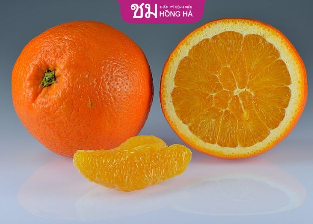 Cam là trái cây giàu dinh dưỡng bạn có thể bổ sung sau khi cắt mí giúp mí nhanh hồi phục