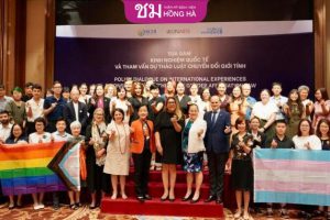 Phẫu thuật chuyển giới là gì? Quy trình thế nào? Có Đau không?