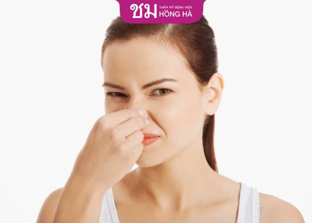 Dấu hiệu nâng mũi không hợp sụn - Mũi ngứa ngáy lâu ngày không thấy thuyên giảm