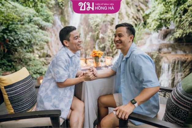 Adrian Anh Tuấn - Sơn Đoàn - cặp đôi LGBT nam có vẻ đẹp không thể cưỡng nổi