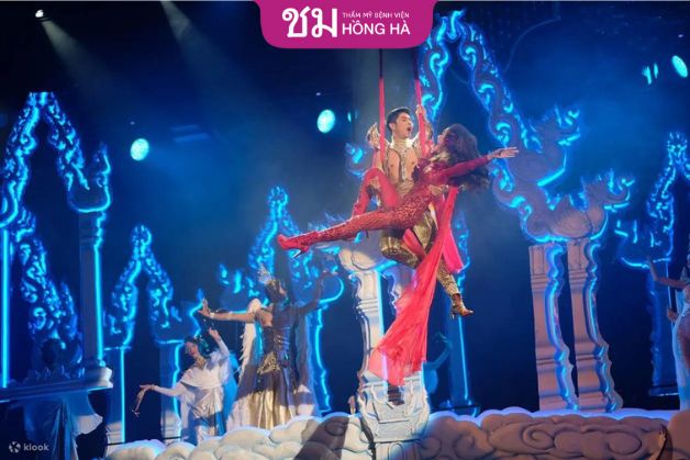 Tiffany Show là một trong những show chuyển giới hoành tráng nhất