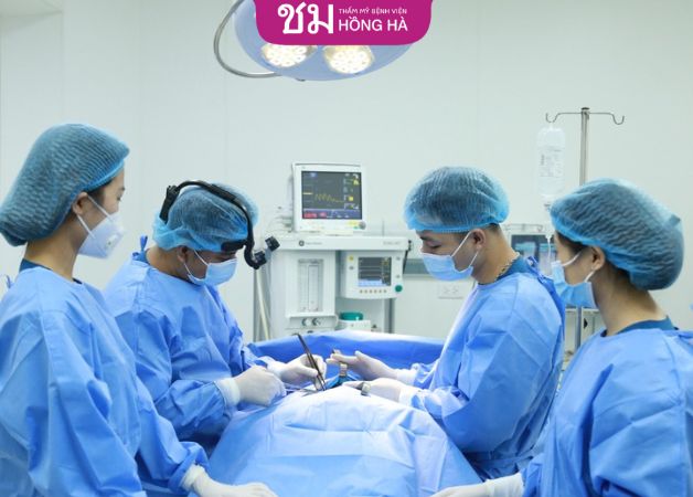 Thực hiện nâng mũi tại cơ sở thẩm mỹ uy tín