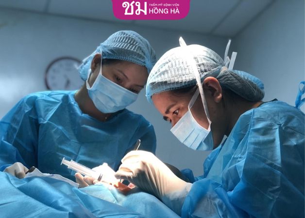 Lựa chọn địa chỉ thẩm mỹ uy tín và đội ngũ bác sĩ giỏi