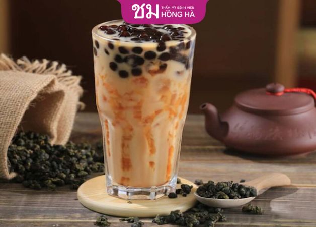 Sau cắt mí nên kiêng uống trà sữa