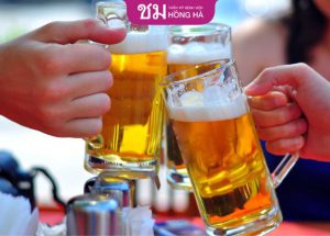 Nhấn mí có được uống bia không – Các loại đồ uống cần kiêng