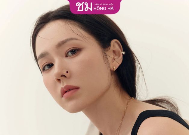 Nữ giới có nốt ruồi trên cánh mũi phải là người sống hướng nội