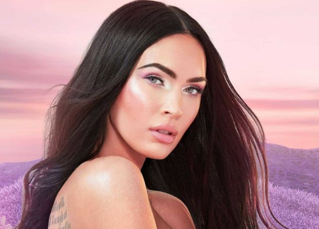 Cặp chân mày cánh cung đẹp của Megan Fox