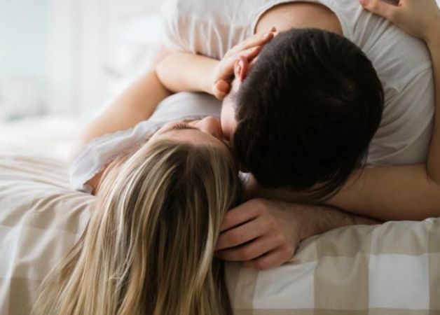 Cô bé rộng có thể cảm nhận được khi quan hệ tình dục
