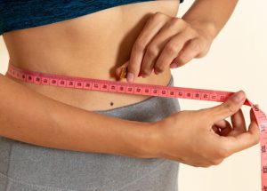 Vòng eo đẹp là bao nhiêu – Công thức tính số đo vòng 2 chuẩn