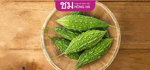 Mướp đắng sẽ hạn chế được tình trạng nách đổ mồ hôi gây ra mùi khó chịu