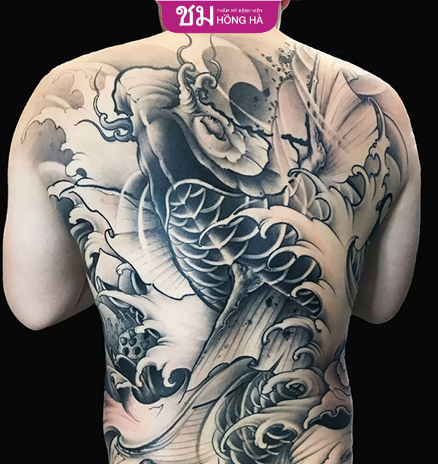 Tattoo cá chép lội ngược dòng luôn mang ý nghĩa to lớn