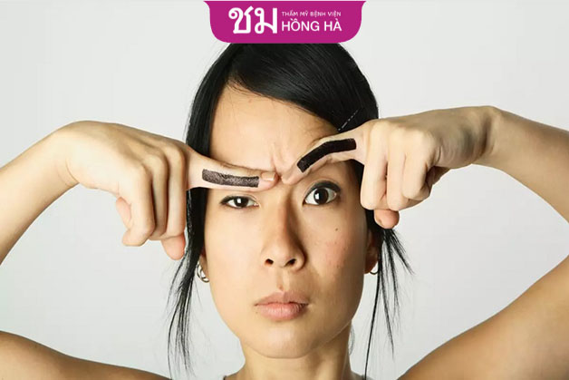 Phụ nữ mang đặc điểm này có tình duyên tương đối lận đận