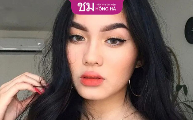 Phụ nữ sở hữu dáng mày xếch có tính cách quyết đoán, dứt khoát